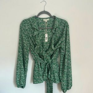 NWT Max Studio floral wrap top
